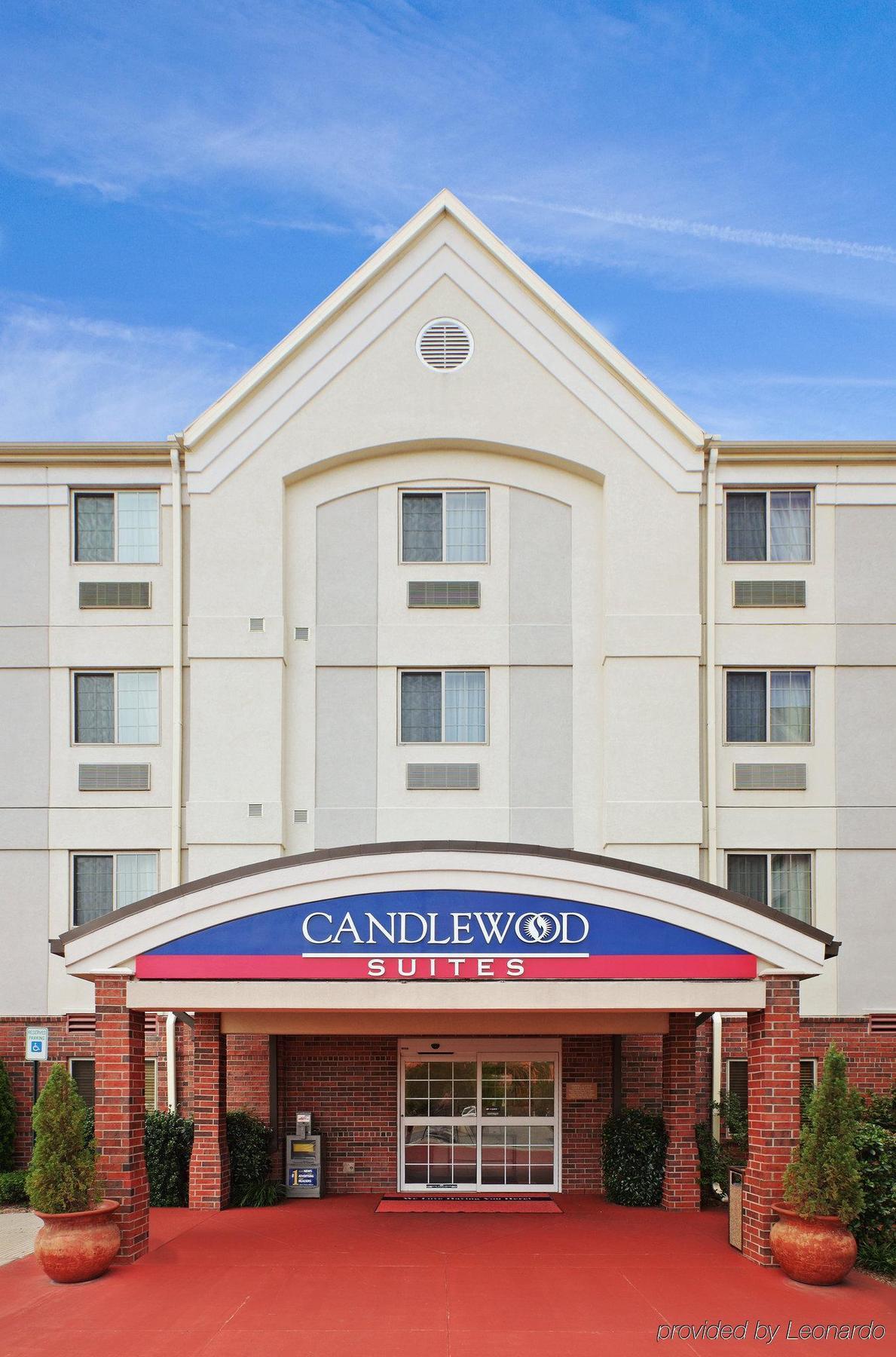 Candlewood West By Ihg 2*