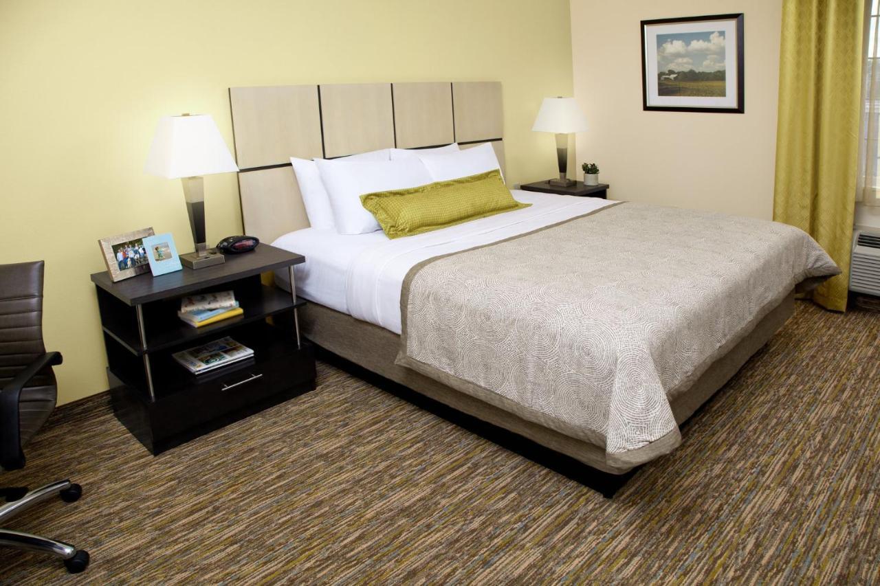 Candlewood West By Ihg Hotel 2*
