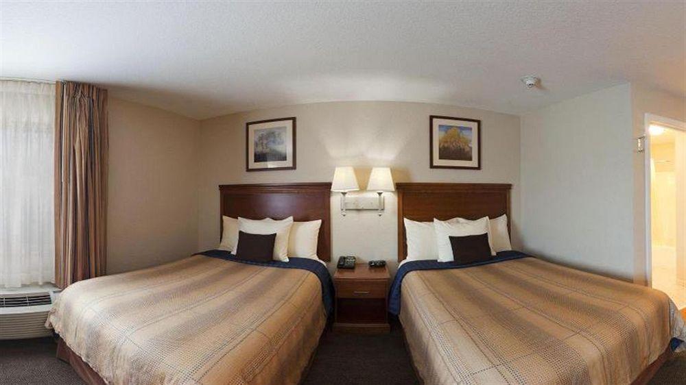 Candlewood West By Ihg 2*